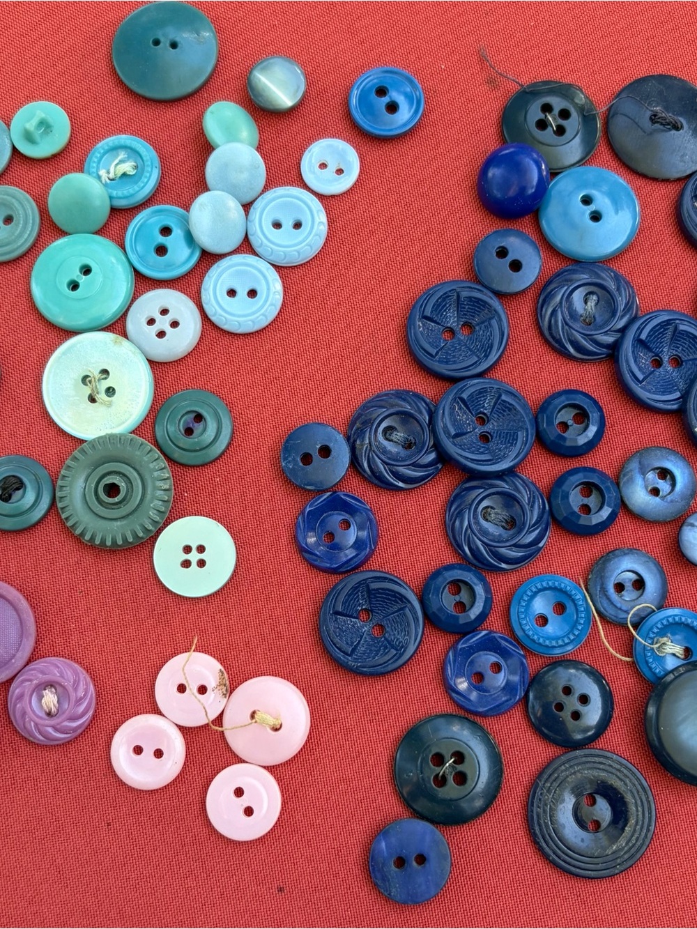 Vintage Mixed Button Lot - Multicolor Assortment. Plus others - Picture 2 of 13